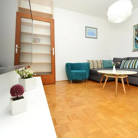 Ema Old Town Apartman