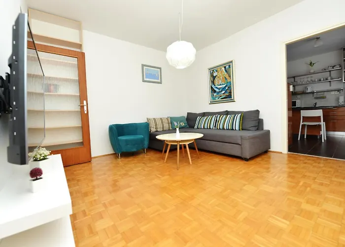 Apartment Ema Old Town